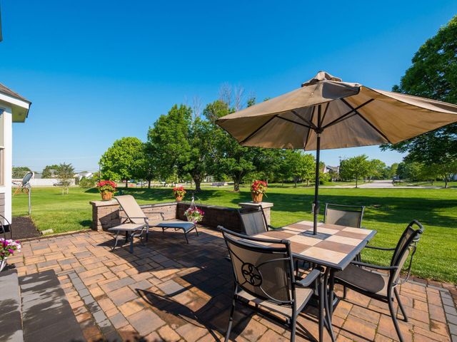 2037 Kingman Court, Lewis Center, OH 43035