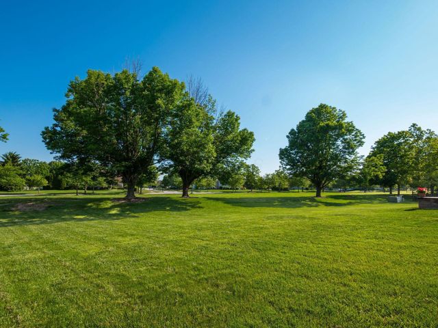 2037 Kingman Court, Lewis Center, OH 43035