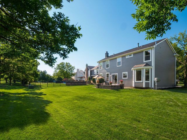 2037 Kingman Court, Lewis Center, OH 43035