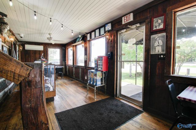 15165 Court Street, Moulton, AL 35650