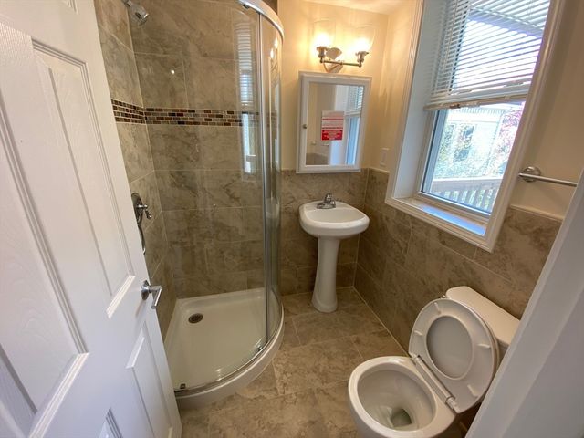 98 Toxteth Street 3, Brookline, MA 02446