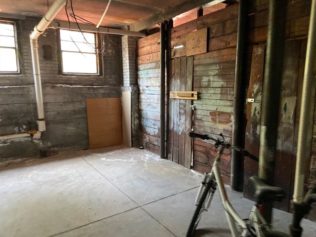 98 Toxteth Street 3, Brookline, MA 02446
