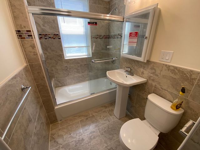 98 Toxteth Street 3, Brookline, MA 02446