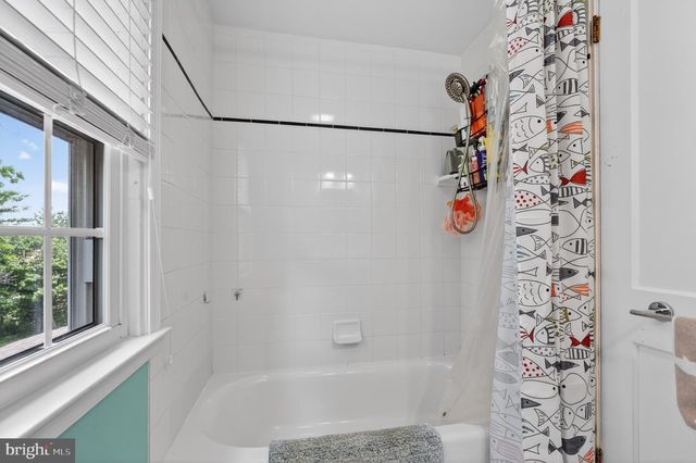 109 RUNNYMEDE AVE, Jenkintown, PA 19046