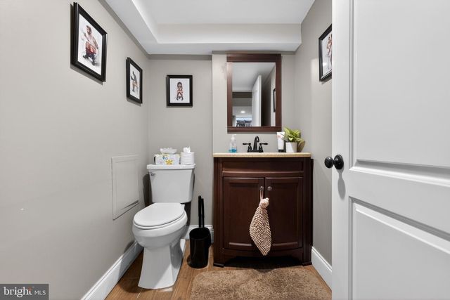 109 RUNNYMEDE AVE, Jenkintown, PA 19046