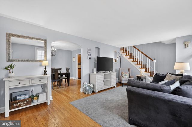 109 RUNNYMEDE AVE, Jenkintown, PA 19046