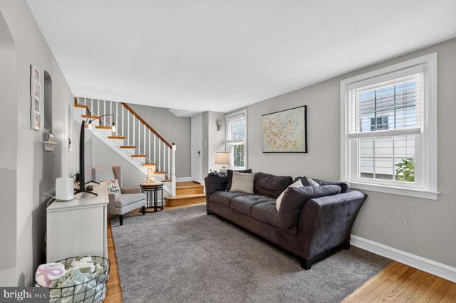 109 RUNNYMEDE AVE, Jenkintown, PA 19046