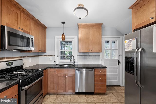 109 RUNNYMEDE AVE, Jenkintown, PA 19046