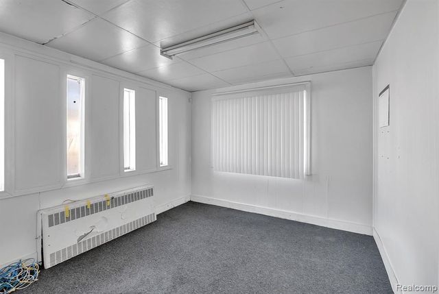 9900 Northlawn Street, Detroit, MI 48204