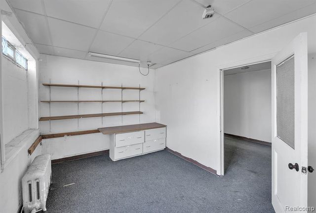 9900 Northlawn Street, Detroit, MI 48204