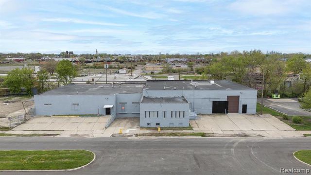 9900 Northlawn Street, Detroit, MI 48204