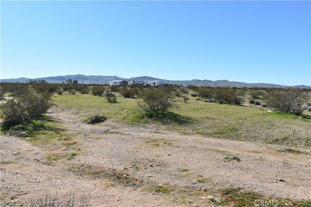 25 Frontier, Helendale, CA 92342
