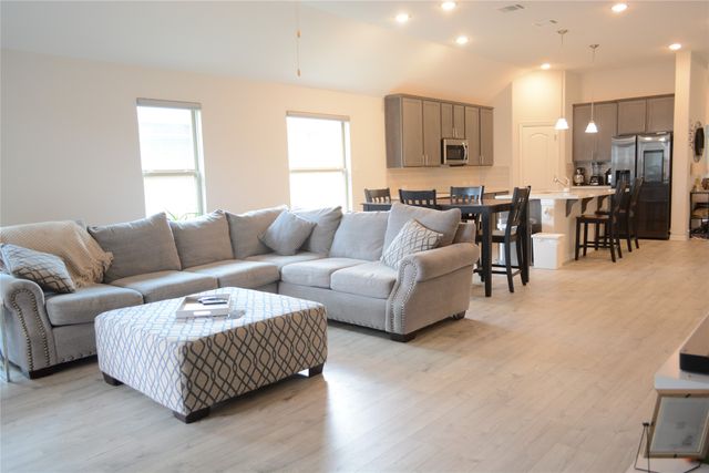 11441 WHITE RIVER Drive, Aubrey, TX 76227