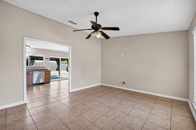 3307 Fern Rock Drive, La Porte, TX 77571