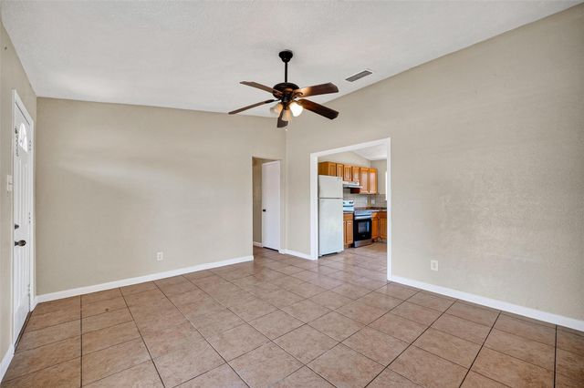 3307 Fern Rock Drive, La Porte, TX 77571