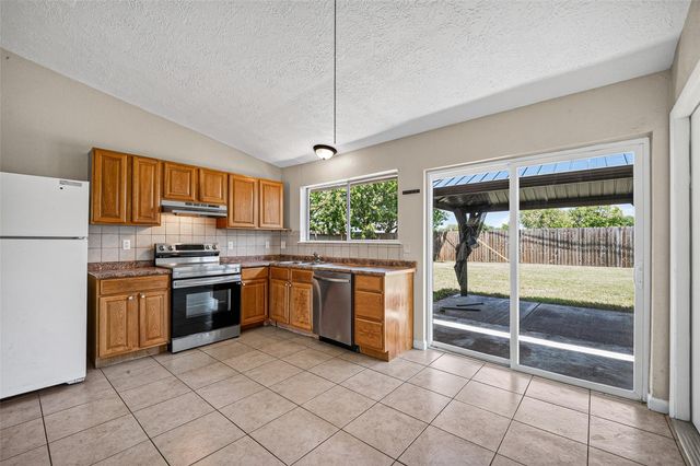 3307 Fern Rock Drive, La Porte, TX 77571