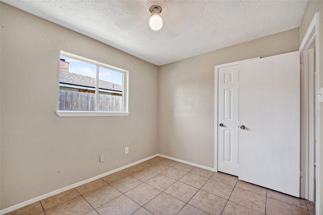 3307 Fern Rock Drive, La Porte, TX 77571