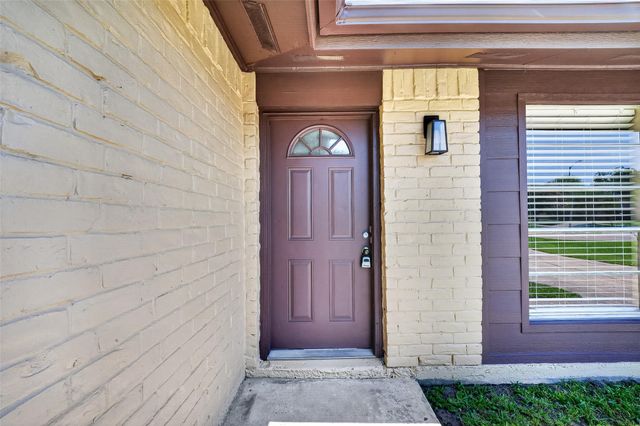 3307 Fern Rock Drive, La Porte, TX 77571