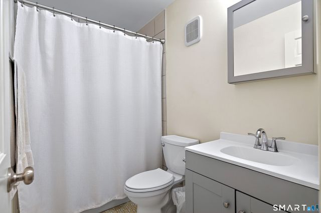 6 Rose Lane 1-4, Danbury, CT 06811