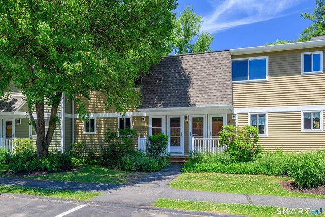 6 Rose Lane 1-4, Danbury, CT 06811