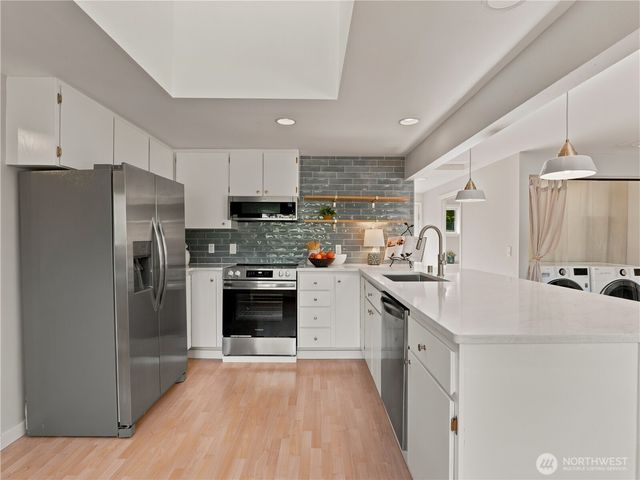 21822 92nd Avenue W, Edmonds, WA 98020