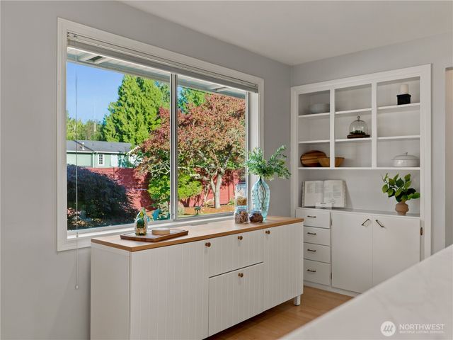 21822 92nd Avenue W, Edmonds, WA 98020