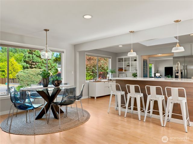 21822 92nd Avenue W, Edmonds, WA 98020