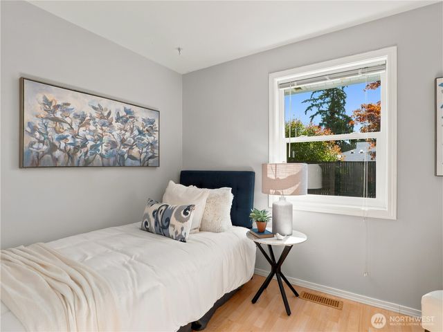 21822 92nd Avenue W, Edmonds, WA 98020