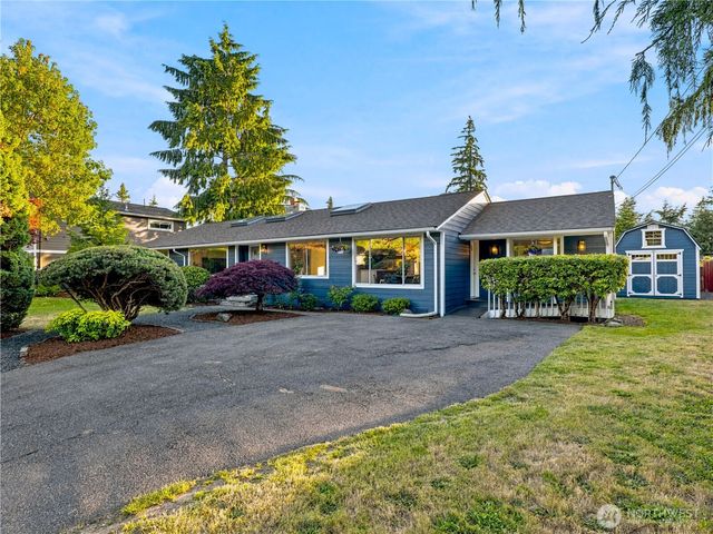 21822 92nd Avenue W, Edmonds, WA 98020