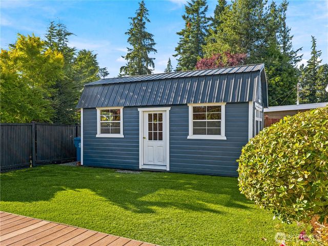 21822 92nd Avenue W, Edmonds, WA 98020