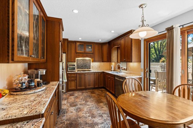 4657 Kent Street, Shoreview, MN 55126
