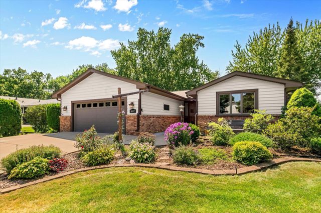 4657 Kent Street, Shoreview, MN 55126