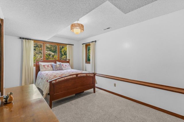 4657 Kent Street, Shoreview, MN 55126