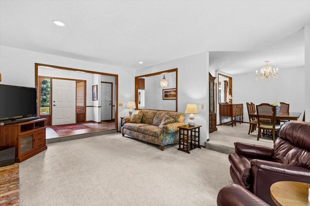 4657 Kent Street, Shoreview, MN 55126