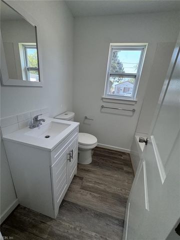 1018 Rowe ST, Hampton, VA 23669