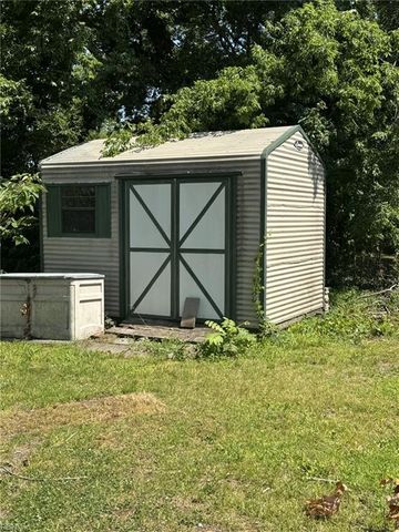 1018 Rowe ST, Hampton, VA 23669