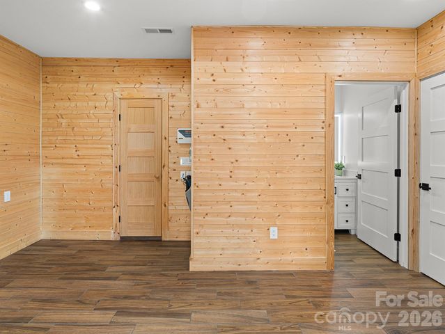 1026 Hillside Ridge Road, Candler, NC 28715