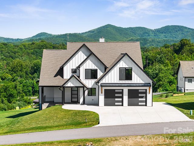 1026 Hillside Ridge Road, Candler, NC 28715