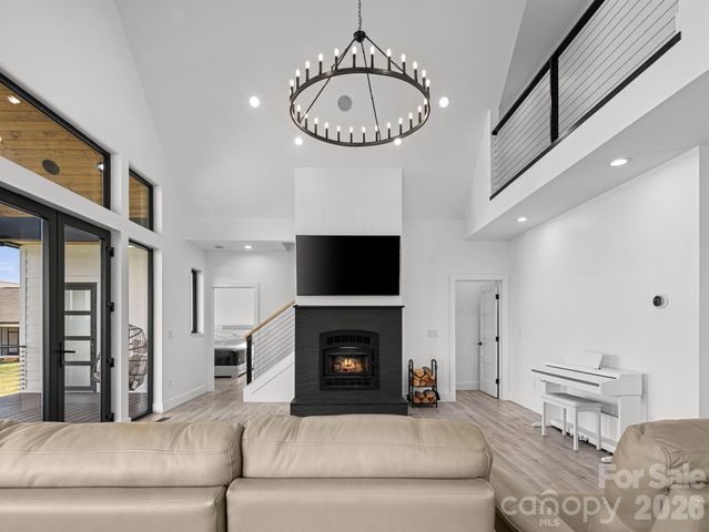 1026 Hillside Ridge Road, Candler, NC 28715