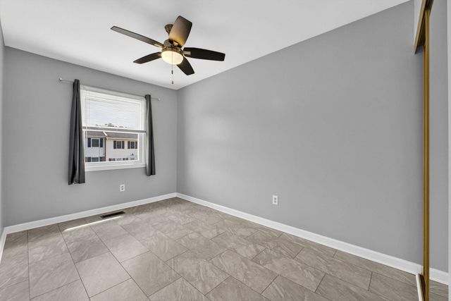 8636 NEWTON PL, Manassas, VA 20111