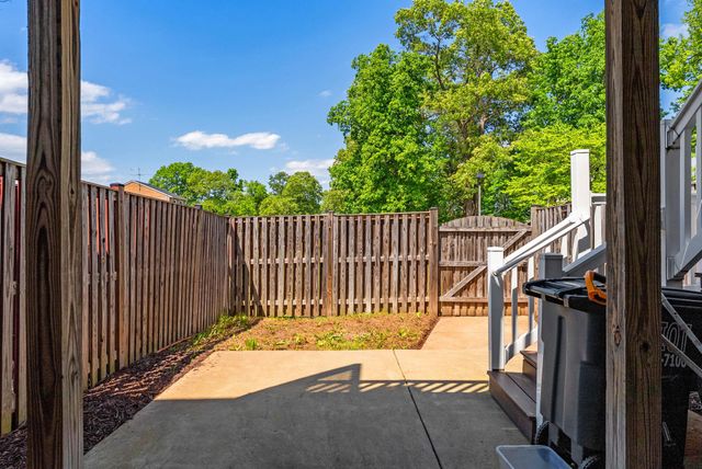 8636 NEWTON PL, Manassas, VA 20111