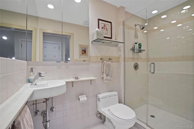 3 Birchwood Road, White Plains, NY 10605