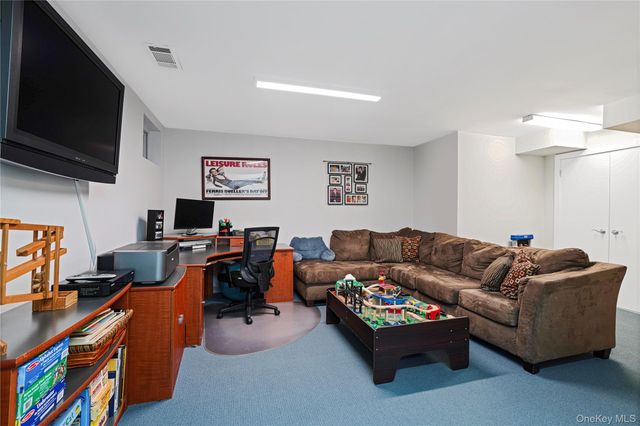 3 Birchwood Road, White Plains, NY 10605