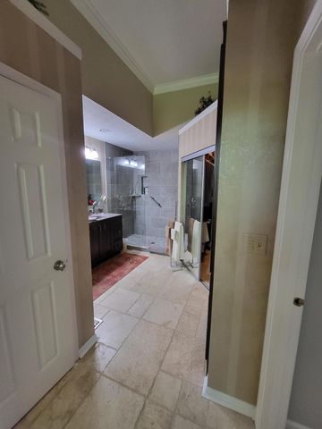 1943 Cliffview Lane, Florence, KY 41042
