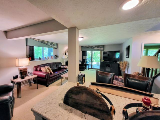 1943 Cliffview Lane, Florence, KY 41042