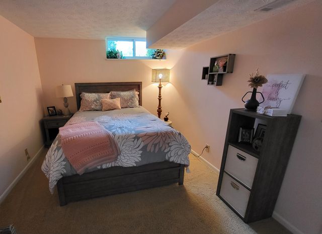 1943 Cliffview Lane, Florence, KY 41042