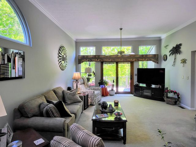 1943 Cliffview Lane, Florence, KY 41042