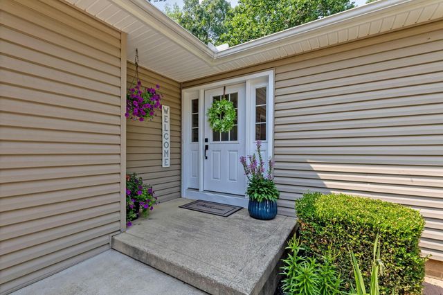 579 N County Line Road, Sunbury, OH 43074