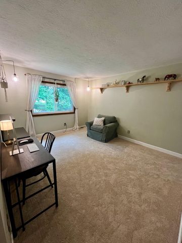 579 N County Line Road, Sunbury, OH 43074