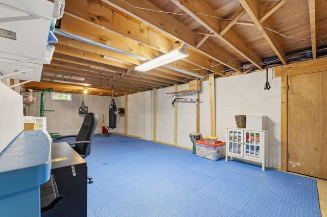 579 N County Line Road, Sunbury, OH 43074